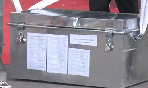 டெல்லி சட்டசபை தேர்தல்- வாக்கு எண்ணிக்கை தொடங்கியது