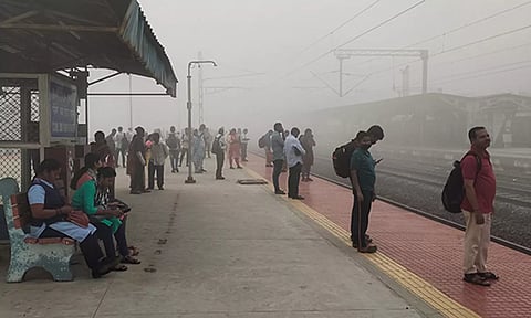 கும்மிடிப்பூண்டியில் கடும் பனிப்பொழிவு