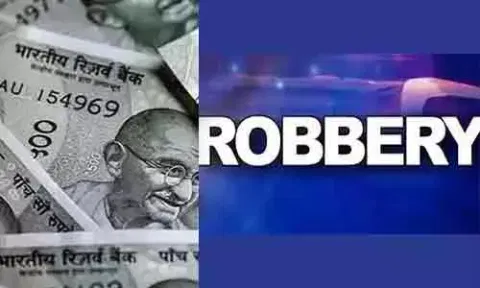 பொன்னேரி அருகே கோவில்-கடையை உடைத்து கொள்ளை