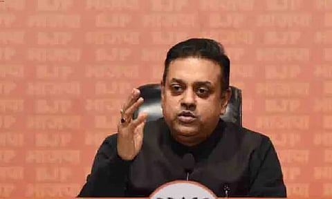 மணிப்பூர் முதல்-மந்திரி யார்? பா.ஜ.க. எம்.எல்.ஏ.க்களுடன் மேலிட பொறுப்பாளர் ஆலோசனை