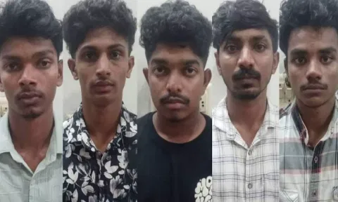 அரசு நர்சிங் கல்லூரி மாணவர்களை நிர்வாணமாக்கி சித்ரவதை: சீனியர் மாணவர்கள் 5 பேர் கைது