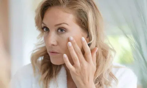 என்றும் இளமையாக இருக்க எளிய வீட்டுக்குறிப்புகள்!