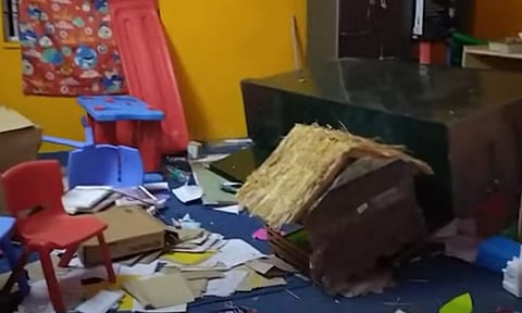 தொடரும் அட்டூழியம்.. 1ம் வகுப்பு மாணவிக்கு பாலியல் தொல்லை- பள்ளியை சூறையாடிய உறவினர்கள்