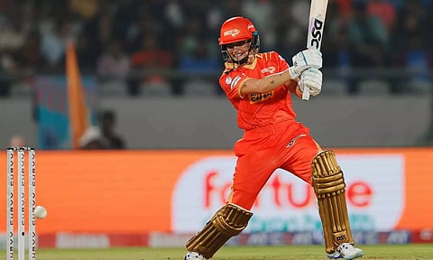 பெண்கள் பிரிமீயர் லீக்: ஆஷ்லீ கார்ட்னர் அதிரடி- ஆர்சிபி அணிக்கு 202 ரன்கள் இலக்கு நிர்ணயித்த குஜராத் அணி