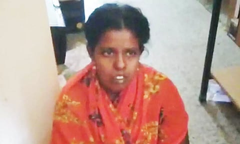 கடையநல்லூர் அருகே கணவரை கழுத்தை நெரித்து கொன்ற மனைவி கைது