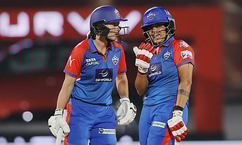 மகளிர் பிரீமியர் லீக்: மும்பை இந்தியன்சை வீழ்த்தி திரில் வெற்றி பெற்றது டெல்லி கேப்பிடல்ஸ்