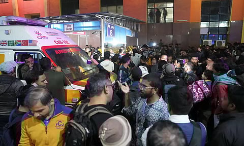 டெல்லி ரெயில் நிலைய கூட்ட நெரிசல் - உயிரிழந்தோர் எண்ணிக்கை 18 ஆக உயர்வு