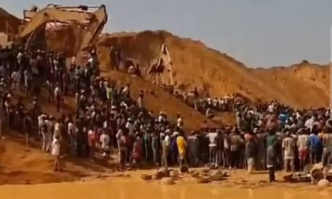 தங்கச் சுரங்கத்தில் திடீர் விபத்து - 48 பேர் உயிரிழப்பு