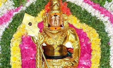 சென்னிமலை முருகன் கோவிலின் தனிச்சிறப்புகள்