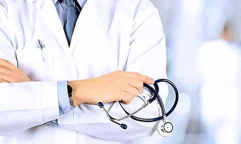 ஆந்திராவில் 55 அரசு டாக்டர்கள் பணி நீக்கம்