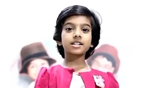 முதலமைச்சர் பேச்சுக்கு ஆதரவாக தனது சேமிப்பில் இருந்து ரூ.10 ஆயிரம் நிதி அனுப்பிய சிறுமி