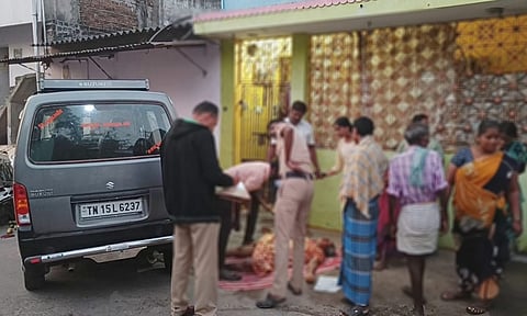 பிளஸ்-2 மாணவன் ஓட்டிய கார் மோதியதில் மூதாட்டி பலி