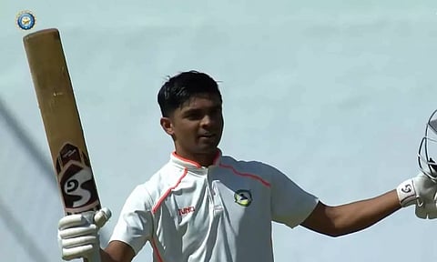 ரஞ்சி கோப்பை: டானிஷ் மாலேவர் சதத்தால் விதர்பா முதல் நாள் முடிவில் 254/4