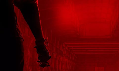 ஆக்ஷனில் மாஸ் காட்டிய ஆகாஷ் ஜெகன்நாத்.. பட்டையை கிளப்பும் 'தல்வார்' கிளிம்ப்ஸ்