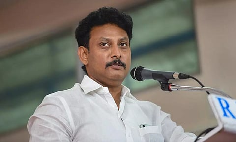 10, 11, 12ம் வகுப்பு பொதுத்தேர்வு- புகார் தெரிவிக்க உதவி எண்கள் அறிவிப்பு