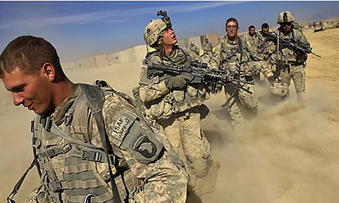 சட்டவிரோத குடியேற்றத்தை தடுக்க மெக்சிகோ எல்லைக்கு பென்டகன் அனுப்பிய 3,000 வீரர்கள்