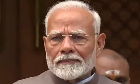 குஜராத்தில் விலங்குகள் மீட்பு மையத்தை பார்வையிட்டார் பிரதமர் மோடி