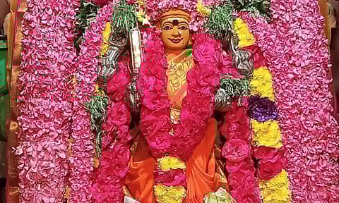 பவானியில் செல்லியாண்டி அம்மன் கோவில் மாசி மாத பொங்கல் மற்றும் தேர் திருவிழா