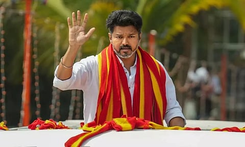 மறுசீரமைப்பு விஷயத்தில் த.வெ.க. அனைத்து அரசியல் கட்சிகளுடனும் இணைந்து போராடும் - விஜய்