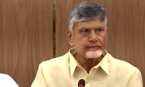 3 மொழிகள் அல்ல... பல மொழிகளை ஊக்குவிப்பேன்- சந்திரபாபு நாயுடு