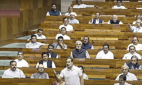 வாக்காளர் பட்டியல் குறித்து விவாதம் நடத்த வேண்டும்: பாராளுமன்றத்தில் ராகுல் காந்தி வலியுறுத்தல்