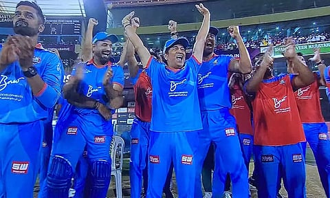 சர்வதேச மாஸ்டர்ஸ் லீக்: வெஸ்ட் இண்டீசை வீழ்த்தி சாம்பியன் பட்டம் வென்றது இந்தியா