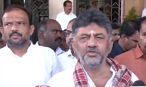 ராமநகரம் பெயர் மாற்றத்தை எதிர்க்கும் மத்திய அரசு: குமாரசாமியை சாடிய சிவகுமார்