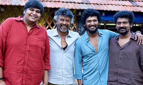 இளம் இயக்குநர்களுடன் ரஜினிகாந்த் - கார்த்திக் சுப்பராஜ் பதிவிட்ட போட்டோ வைரல்