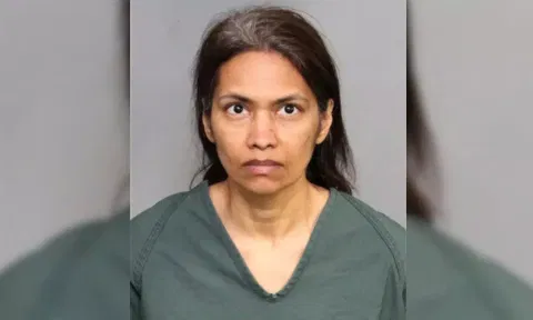 அமெரிக்காவில் மகனை கழுத்து அறுத்து கொன்ற இந்திய வம்சாவளி பெண்