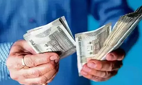 தமிழ்நாடு அரசு ஊழியர்களுக்கு ஏப்.2-ல் ஊதியம்