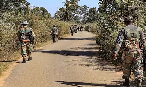 சத்தீஸ்கர்:  என்கவுன்டரில் 16 நக்சலைட்டுகள் சுட்டுக்கொலை