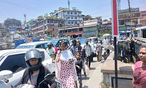 ஊட்டி, கொடைக்கானல் வரும் சுற்றுலாப் பயணிகளுக்கு இ-பாஸ் அவசியம்: நாளை முதல் அமல்