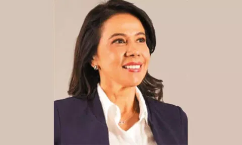 ஈகுவடாரில் இடைக்கால துணை அதிபராக சின்தியா நியமனம்