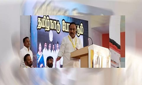 நெற்றியில் பொட்டு வைப்பது சங்கிகளின் அடையாளம்: கரை வேட்டி கட்டிக்கொண்டு வைக்க வேண்டாம்- ஆ.ராசா