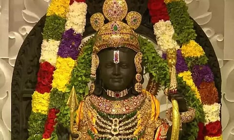 ராமநவமி: அயோத்தி ராமர் கோவிலில் பல்லாயிரக்கணக்கான பக்தர்கள் திரண்டனர்