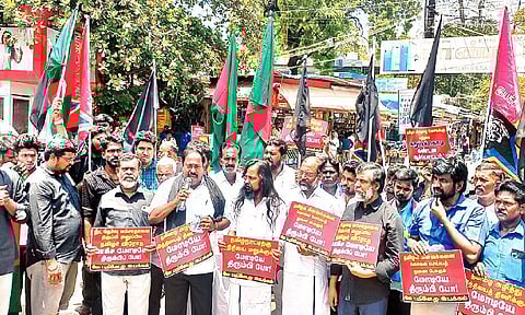 பிரதமர் மோடியை எதிர்த்து மே 17 இயக்கத்தினர் ஆர்ப்பாட்டம்: திருமுருகன் காந்தி உள்ளிட்டோர் கைது