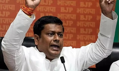 ராம நவமி ஊர்வலத்தில் தாக்குதல் - பாஜக தலைவர்.. அப்படி ஒரு ஊர்வலமே நடக்கவில்லை - கொல்கத்தா போலீஸ்