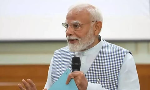 பயப்படாதீங்க.. வருமான வரித்துறையினர் வரமாட்டாங்க - கலந்துரையாடலில் JOKE அடித்த மோடி - வீடியோ