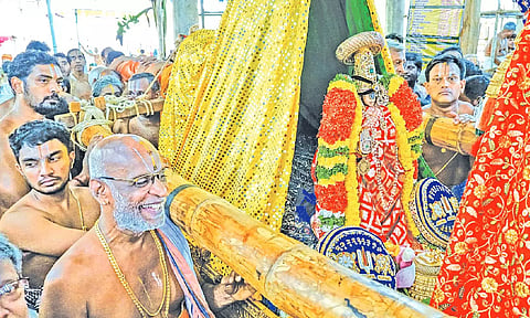 ஸ்ரீரங்கம் ரங்கநாதர் கோவிலில் இன்று நம்பெருமாள், ரெங்கநாச்சியார் சேர்த்திசேவை