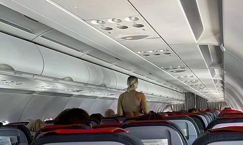 மெக்சிகோ டு நியூயார்க்: படிப்புக்காக ஒவ்வொரு வாரமும் 3,380 கி.மீ. பயணம் செய்யும் சட்டக்கல்லூரி மாணவி