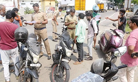 குற்றச்சம்பவங்களை தடுக்க திருப்பூரில் போலீசார் அதிரடி சோதனை