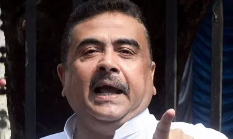 மேற்கு வங்கத்தில் ஜனாதிபதி ஆட்சியின் கீழ் சட்டமன்ற தேர்தல் நடத்தப்பட வேண்டும்: சுவேந்து அதிகாரி
