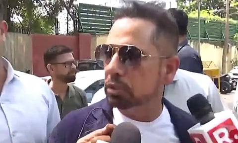 பணமோசடி வழக்கு: அமலாக்கத்துறை அலுவலகத்தில் ஆஜரானார் ராபர்ட் வதேரா