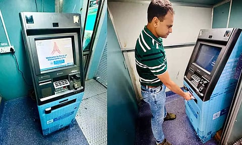 ரெயிலுக்குள் இடம்பிடித்தது ஏ.டி.எம். எந்திரம்