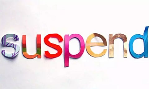 மது விற்பனை செய்த பெண்ணை கைது செய்ததால் ரகளை: அரசு பஸ் டிரைவர்- கண்டக்டர் சஸ்பெண்ட்