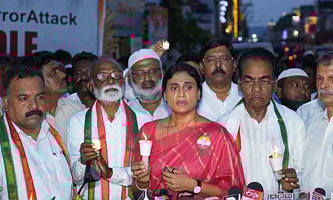 இது மதத்தின் மீதான தாக்குதல் அல்ல, இந்தியா மீதான தாக்குதல் - பாஜகவை விமர்சித்த ஒய்.எஸ். சர்மிளா