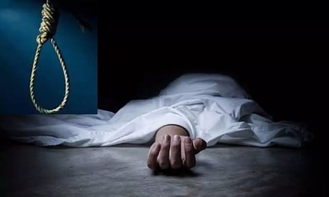 6 வயது மகளின் கழுத்தை நெரித்துக் கொன்றுவிட்டு தூக்கில் தொங்கிய தாய்