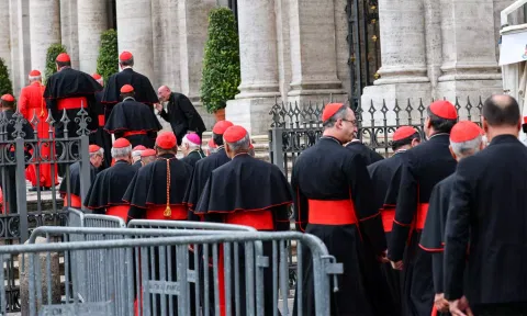 புதிய போப் தேர்வு பணிகள் 7-ந்தேதி தொடக்கம்
