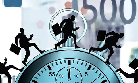 தினந்தோறும் மன அழுத்தத்தில் மூழ்கும் இந்திய ஊழியர்கள்.. வெளியான அதிர்ச்சி ஆய்வு