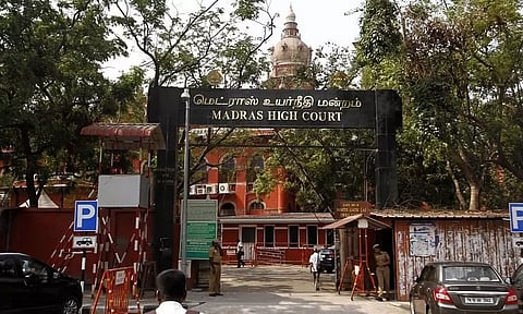 சாதிசான்றிதழ்கள் வழங்க விதிகளை கண்டிப்புடன் பின்பற்ற வேண்டும்- நீதிமன்றம் உத்தரவு